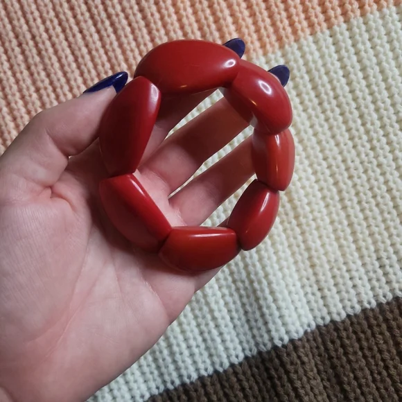 Vintage Large Red Polished Tagua Seed Bead Bracelet - Picture 2 of 15